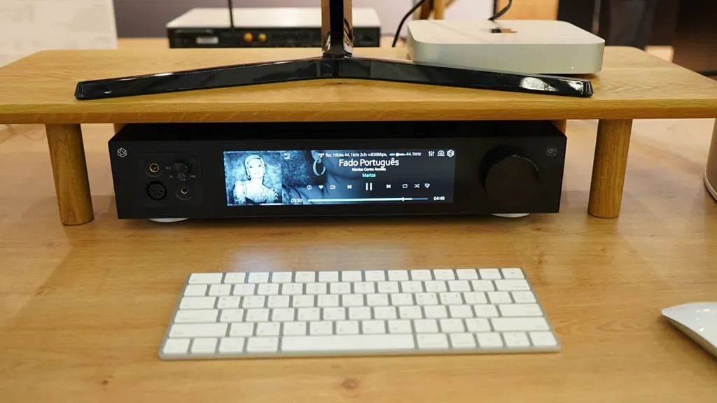 hifi_rose_rs451_005.jpg (316 KB)