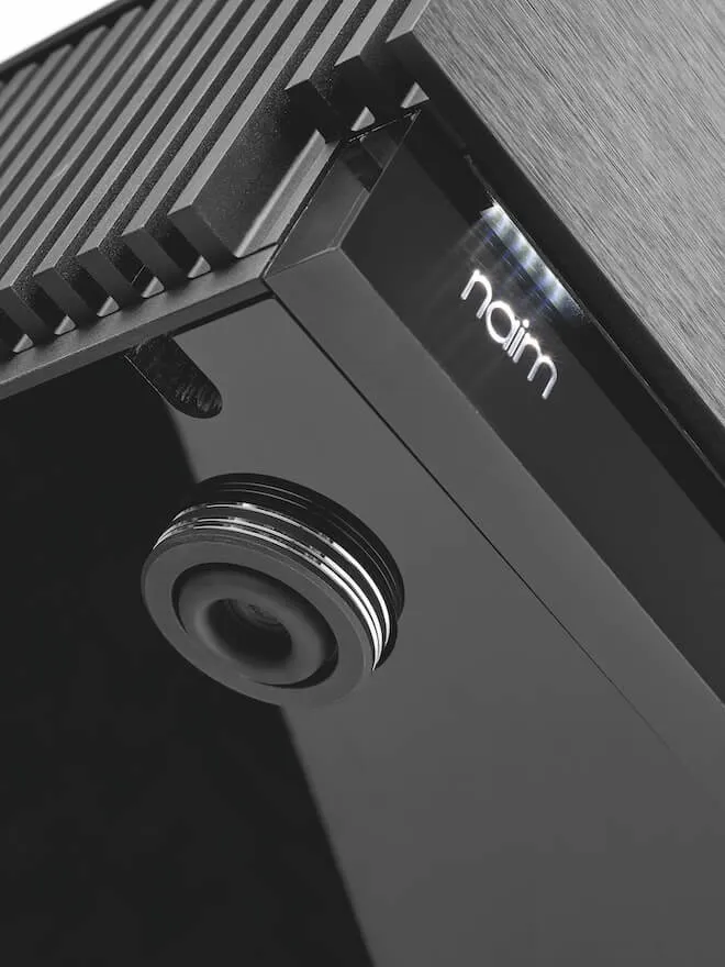 Chân đế Naim Uniti Nova Power Edition